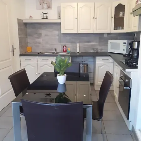 La Maison Du Bonheur *